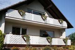 R029-Franken-Rieb-Balkone-Geländer-Aluminium-Wartungsfrei-Balkongeländer-Renovierung-Witterungsbeständig