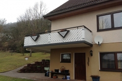 R068-Franken-Rieb-Balkone-Geländer-Aluminium-Wartungsfrei-Balkongeländer-Renovierung-Witterungsbeständig