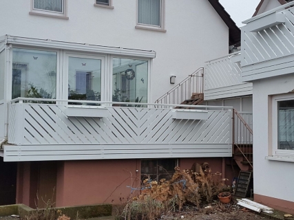 R081-Franken-Rieb-Balkone-Geländer-Aluminium-Wartungsfrei-Balkongeländer-Renovierung-Witterungsbeständig