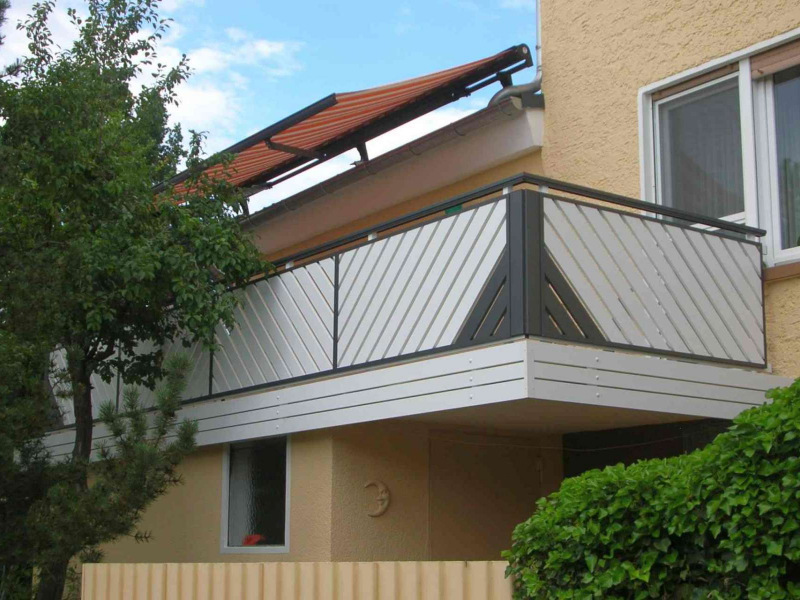 D104-Diagonal-Aluminium-Balkone-Balkongelaender-Rieb-Balkone-Wartungsfrei-Gelaender-Nie-mehr-Streichen