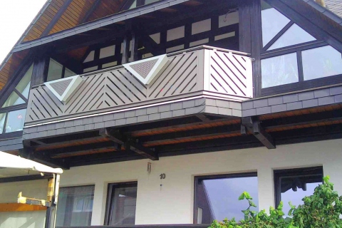 D013-Diagonal-Aluminium-Balkone-Balkongelaender-Rieb-Balkone-Wartungsfrei-Gelaender-Nie-mehr-Streichen