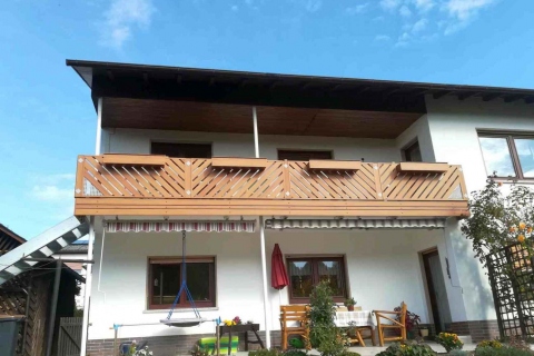 D035-Diagonal-Aluminium-Balkone-Balkongelaender-Rieb-Balkone-Wartungsfrei-Gelaender-Nie-mehr-Streichen