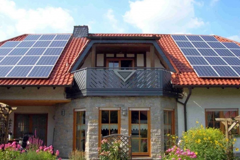 D074-Diagonal-Aluminium-Balkone-Balkongelaender-Rieb-Balkone-Wartungsfrei-Gelaender-Nie-mehr-Streichen