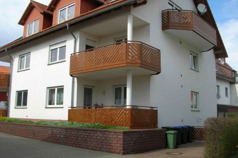 D075-Diagonal-Aluminium-Balkone-Balkongelaender-Rieb-Balkone-Wartungsfrei-Gelaender-Nie-mehr-Streichen