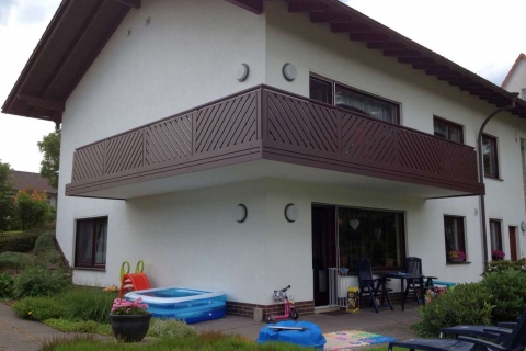 D081-Diagonal-Aluminium-Balkone-Balkongelaender-Rieb-Balkone-Wartungsfrei-Gelaender-Nie-mehr-Streichen