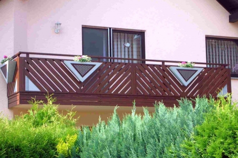 D084-Diagonal-Aluminium-Balkone-Balkongelaender-Rieb-Balkone-Wartungsfrei-Gelaender-Nie-mehr-Streichen