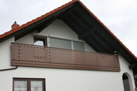 D085-Diagonal-Aluminium-Balkone-Balkongelaender-Rieb-Balkone-Wartungsfrei-Gelaender-Nie-mehr-Streichen