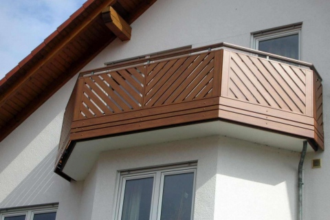 D100-Diagonal-Aluminium-Balkone-Balkongelaender-Rieb-Balkone-Wartungsfrei-Gelaender-Nie-mehr-Streichen