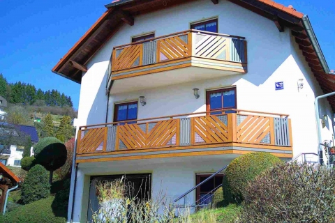 D174-Diagonal-Aluminium-Balkone-Balkongelaender-Rieb-Balkone-Wartungsfrei-Gelaender-Nie-mehr-Streichen