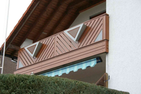 D175-Diagonal-Aluminium-Balkone-Balkongelaender-Rieb-Balkone-Wartungsfrei-Gelaender-Nie-mehr-Streichen