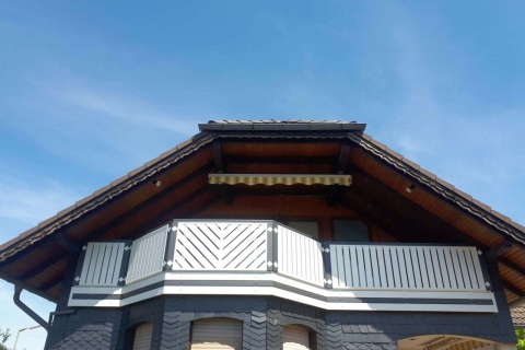 D199-Diagonal-Aluminium-Balkone-Balkongelaender-Rieb-Balkone-Wartungsfrei-Gelaender-Nie-mehr-Streichen