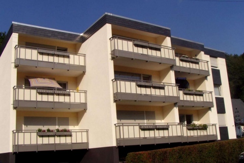 GS026-Aluminium-Balkone-Balkongelaender-Rieb-Balkone-Wartungsfrei-Gelaender-Nie-mehr-Streichen