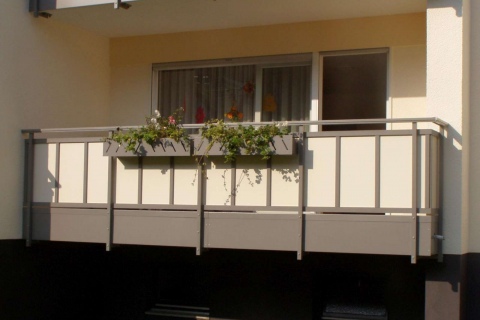 GS027-Aluminium-Balkone-Balkongelaender-Rieb-Balkone-Wartungsfrei-Gelaender-Nie-mehr-Streichen