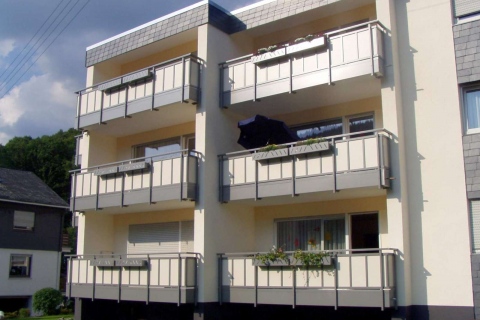 GS028-Aluminium-Balkone-Balkongelaender-Rieb-Balkone-Wartungsfrei-Gelaender-Nie-mehr-Streichen