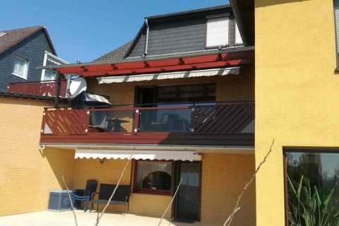 G017-Glas-Aluminium-Balkone-Balkongelaender-Rieb-Balkone-Wartungsfrei-Gelaender-Nie-mehr-Streichen