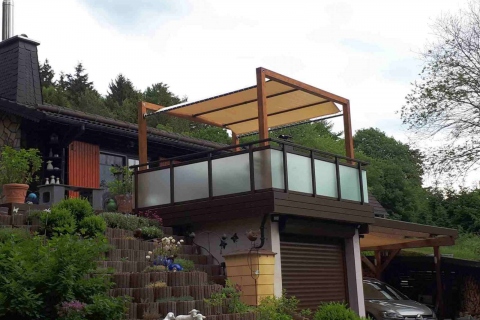 G027-Glas-Aluminium-Balkone-Balkongelaender-Rieb-Balkone-Wartungsfrei-Gelaender-Nie-mehr-Streichen