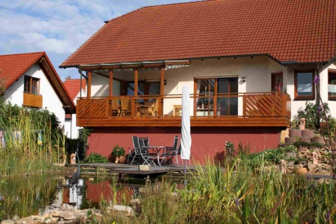 G187-Glas-Aluminium-Balkone-Balkongelaender-Rieb-Balkone-Wartungsfrei-Gelaender-Nie-mehr-Streichen