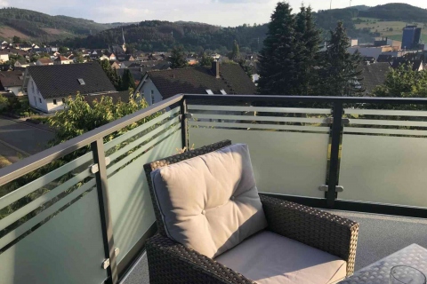 G199-Glas-Aluminium-Balkone-Balkongelaender-Rieb-Balkone-Wartungsfrei-Gelaender-Nie-mehr-Streichen