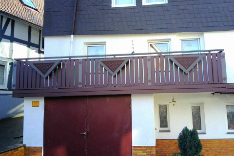 S001-Aluminium-Balkone-Balkongelaender-Rieb-Balkone-Wartungsfrei-Gelaender-Nie-mehr-Streichen