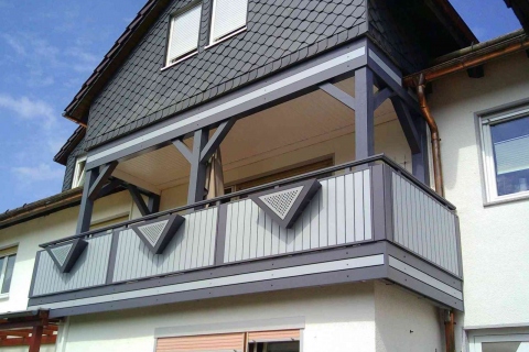 S005-Aluminium-Balkone-Balkongelaender-Rieb-Balkone-Wartungsfrei-Gelaender-Nie-mehr-Streichen