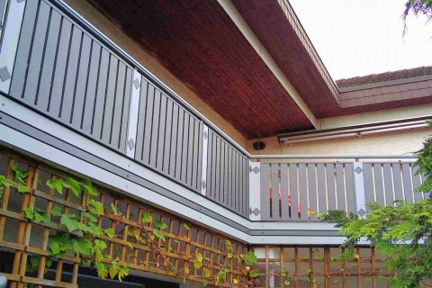 S018-Aluminium-Balkone-Balkongelaender-Rieb-Balkone-Wartungsfrei-Gelaender-Nie-mehr-Streichen