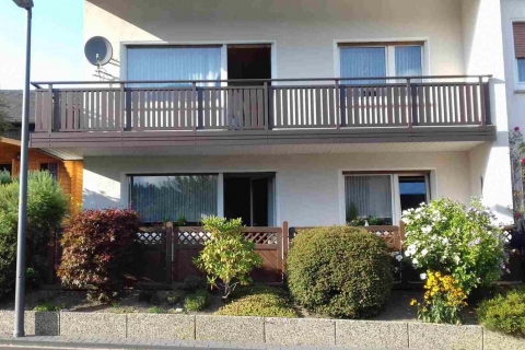 S021-Aluminium-Balkone-Balkongelaender-Rieb-Balkone-Wartungsfrei-Gelaender-Nie-mehr-Streichen