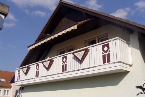 S028-Aluminium-Balkone-Balkongelaender-Rieb-Balkone-Wartungsfrei-Gelaender-Nie-mehr-Streichen