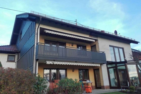 S042-Aluminium-Balkone-Balkongelaender-Rieb-Balkone-Wartungsfrei-Gelaender-Nie-mehr-Streichen