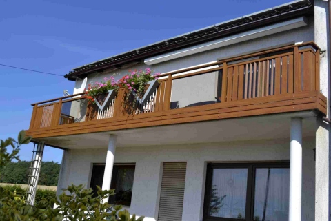 S046-Aluminium-Balkone-Balkongelaender-Rieb-Balkone-Wartungsfrei-Gelaender-Nie-mehr-Streichen