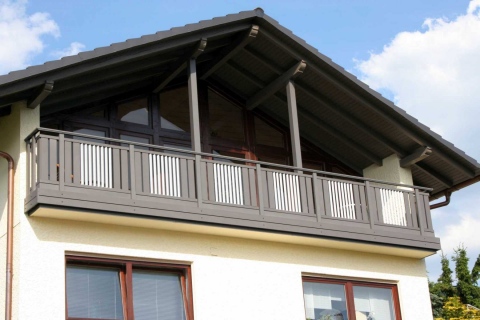 S048-Aluminium-Balkone-Balkongelaender-Rieb-Balkone-Wartungsfrei-Gelaender-Nie-mehr-Streichen