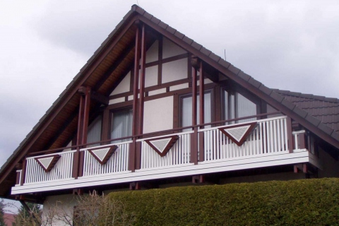 S050-Aluminium-Balkone-Balkongelaender-Rieb-Balkone-Wartungsfrei-Gelaender-Nie-mehr-Streichen