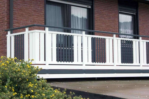 S055-Aluminium-Balkone-Balkongelaender-Rieb-Balkone-Wartungsfrei-Gelaender-Nie-mehr-Streichen