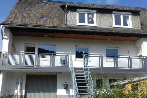 S068-Aluminium-Balkone-Balkongelaender-Rieb-Balkone-Wartungsfrei-Gelaender-Nie-mehr-Streichen