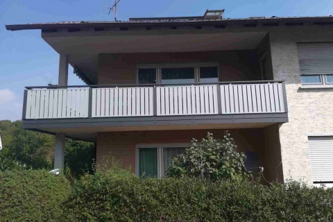 S070-Aluminium-Balkone-Balkongelaender-Rieb-Balkone-Wartungsfrei-Gelaender-Nie-mehr-Streichen