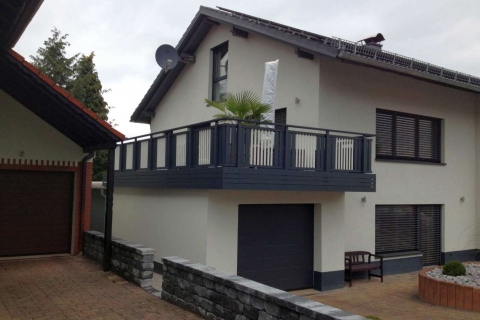 S082-Aluminium-Balkone-Balkongelaender-Rieb-Balkone-Wartungsfrei-Gelaender-Nie-mehr-Streichen