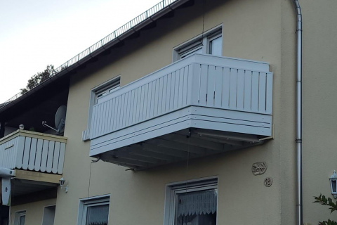 S132-Aluminium-Balkone-Balkongelaender-Rieb-Balkone-Wartungsfrei-Gelaender-Nie-mehr-Streichen