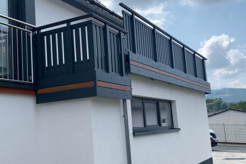 S133-Aluminium-Balkone-Balkongelaender-Rieb-Balkone-Wartungsfrei-Gelaender-Nie-mehr-Streichen