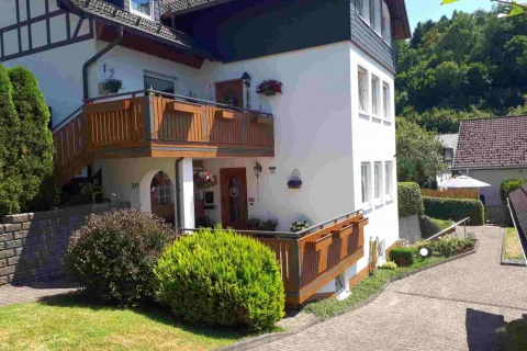 S192-Aluminium-Balkone-Balkongelaender-Rieb-Balkone-Wartungsfrei-Gelaender-Nie-mehr-Streichen