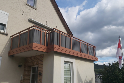 S201-Aluminium-Balkone-Balkongelaender-Rieb-Balkone-Wartungsfrei-Gelaender-Nie-mehr-Streichen