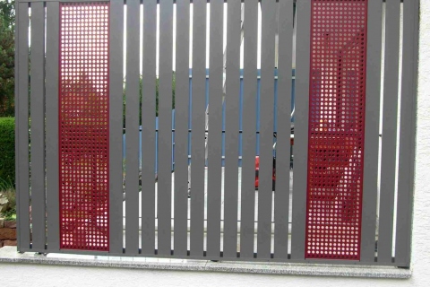 T007-Aluminium-Balkone-Balkongelaender-Rieb-Balkone-Wartungsfrei-Gelaender-Nie-mehr-Streichen