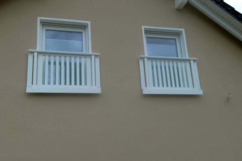 T014-Aluminium-Balkone-Balkongelaender-Rieb-Balkone-Wartungsfrei-Gelaender-Nie-mehr-Streichen