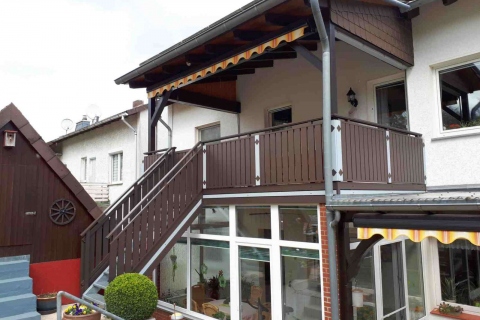 T036-Aluminium-Balkone-Balkongelaender-Rieb-Balkone-Wartungsfrei-Gelaender-Nie-mehr-Streichen