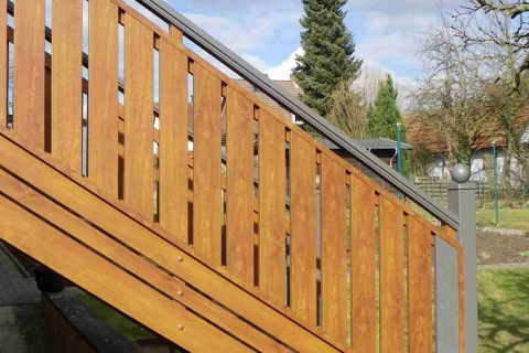 T037-Aluminium-Balkone-Balkongelaender-Rieb-Balkone-Wartungsfrei-Gelaender-Nie-mehr-Streichen