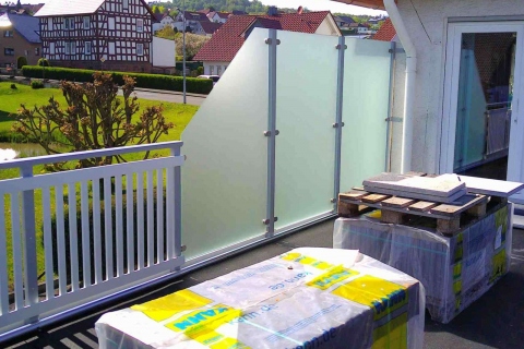 T053-Aluminium-Balkone-Balkongelaender-Rieb-Balkone-Wartungsfrei-Gelaender-Nie-mehr-Streichen