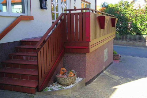 T056-Aluminium-Balkone-Balkongelaender-Rieb-Balkone-Wartungsfrei-Gelaender-Nie-mehr-Streichen