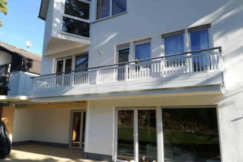 T067-Aluminium-Balkone-Balkongelaender-Rieb-Balkone-Wartungsfrei-Gelaender-Nie-mehr-Streichen