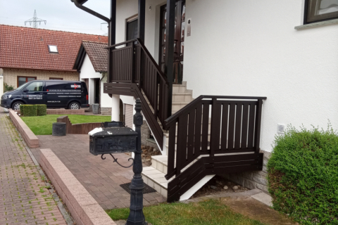 T074-Aluminium-Balkone-Balkongelaender-Rieb-Balkone-Wartungsfrei-Gelaender-Nie-mehr-Streichen