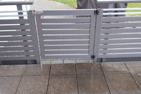 T080-Aluminium-Balkone-Balkongelaender-Rieb-Balkone-Wartungsfrei-Gelaender-Nie-mehr-Streichen