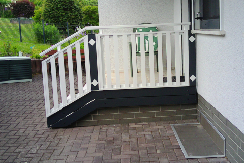 T172-Aluminium-Balkone-Balkongelaender-Rieb-Balkone-Wartungsfrei-Gelaender-Nie-mehr-Streichen