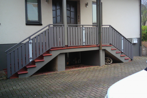 T175-Aluminium-Balkone-Balkongelaender-Rieb-Balkone-Wartungsfrei-Gelaender-Nie-mehr-Streichen